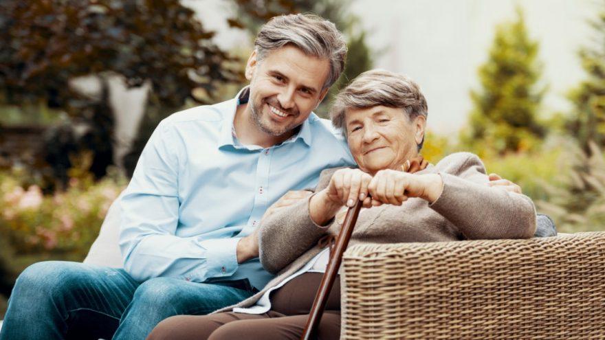 The 5 things I did to help my aging mother with her increasing anxiety