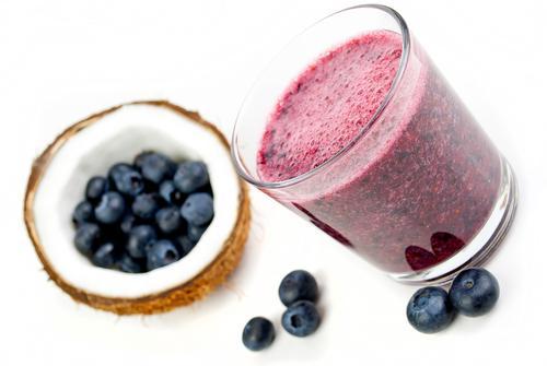 Coconut Smoothie with Banana and Berry